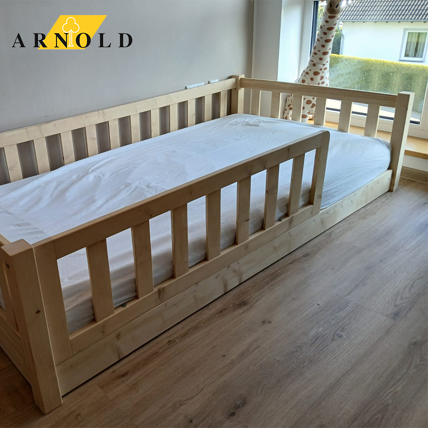 Angefertigtes Kinderbett